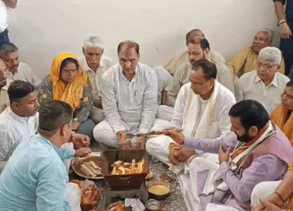 BJP opened state election office in Rohtak: CM Saini performed havan, state president and health minister were present.