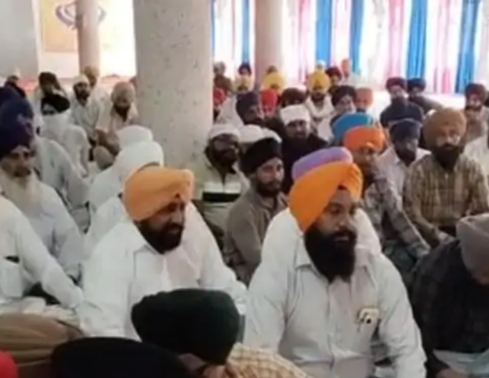 Anger among Sikh Sangat in Kurukshetra: Kawaljit Singh's ticket withdrawn from Pehowa Assembly, effigies of BJP leaders burnt